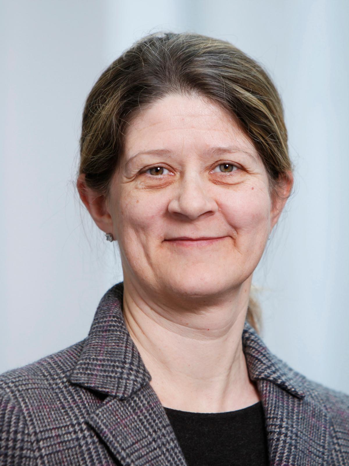 Gudela Grote